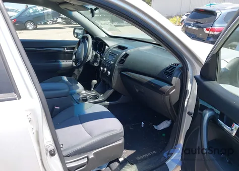 2012 Kia Sorento Lx V6 from USA, damaged, VIN 5XYKT4A21CG261840